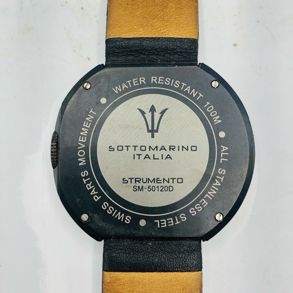 Sottomarino Italia Strumento SM-50120D Divers 100 Meters Dive Watch Wristwatch - Picture 12 of 16